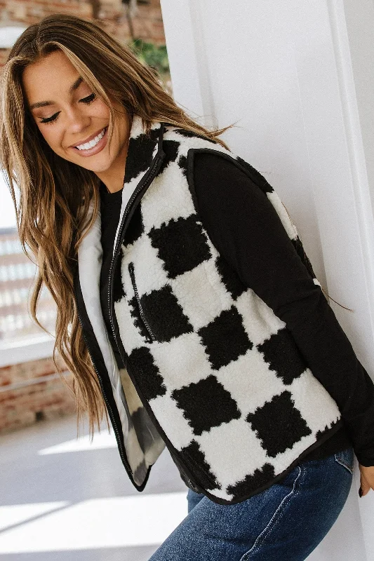 Meg Checkered Sherpa Collared Vest | S-XL