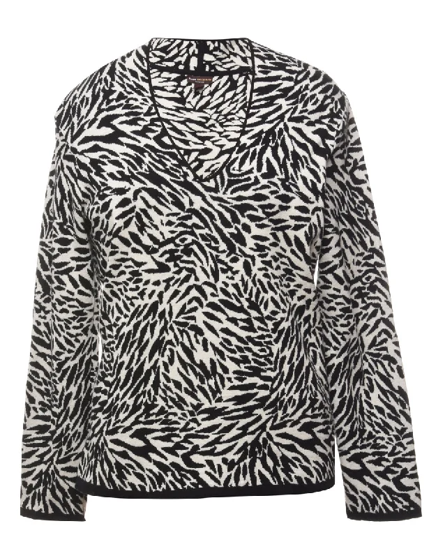 Monochrome Animal Pattern Jumper - L